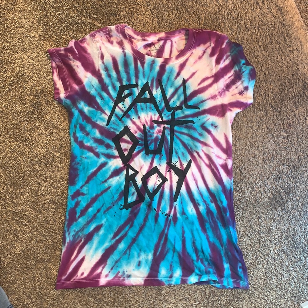Fall out boy t shirt